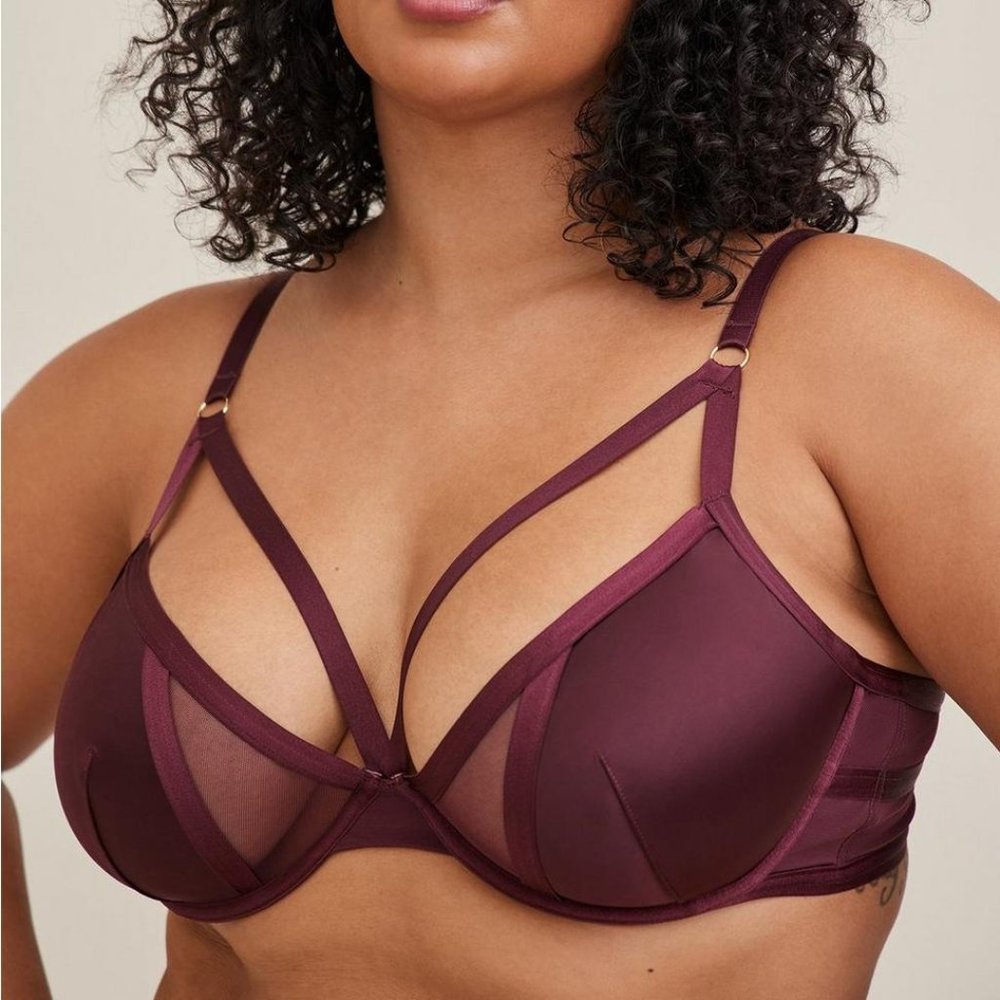 Torrid 46B  Strappy Satin Plunge Bralette NWT